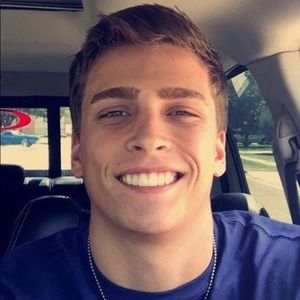 Meet your Posher, Riley